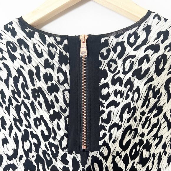 Le Superbe Kate Pencil Dress Body Con Leopard Midi Size Medium - Picture 7 of 11